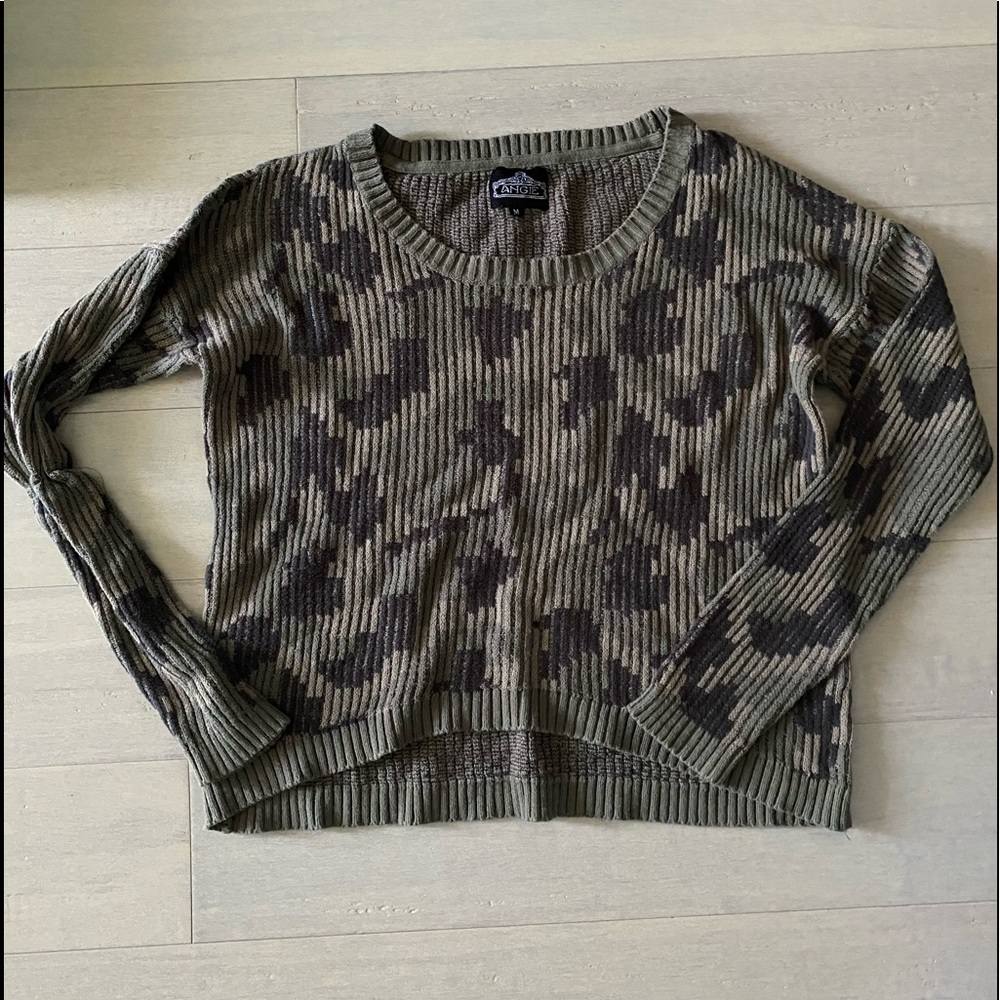 Angie camo sweater very soft